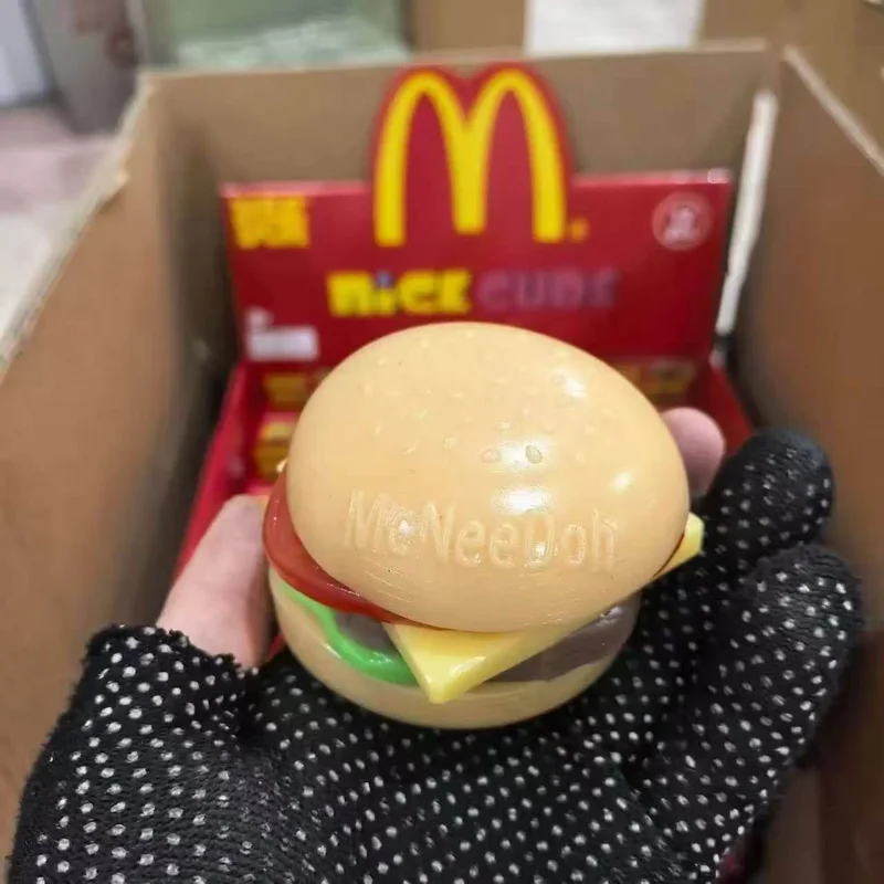 Sanqi Elan® Realistic Sesame Seed Burger Fast Food Squeeze Toy